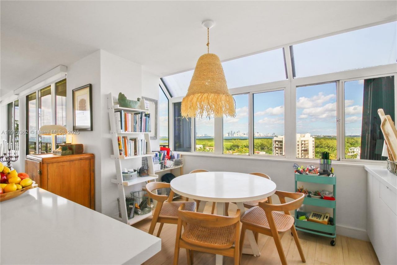 151 Crandon Blvd, Unit 1136, Key Biscayne, FL 33149 Photo