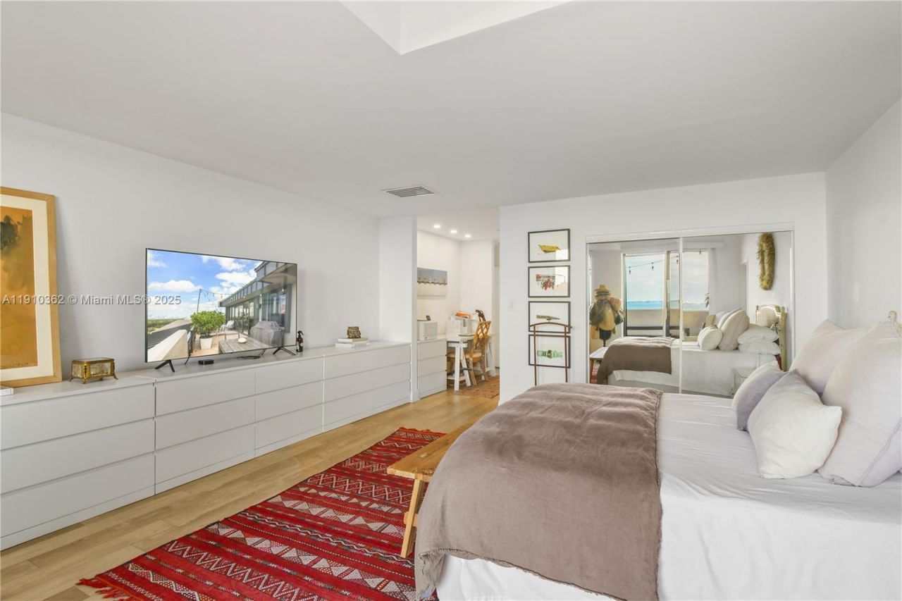 151 Crandon Blvd, Unit 1136, Key Biscayne, FL 33149 Photo