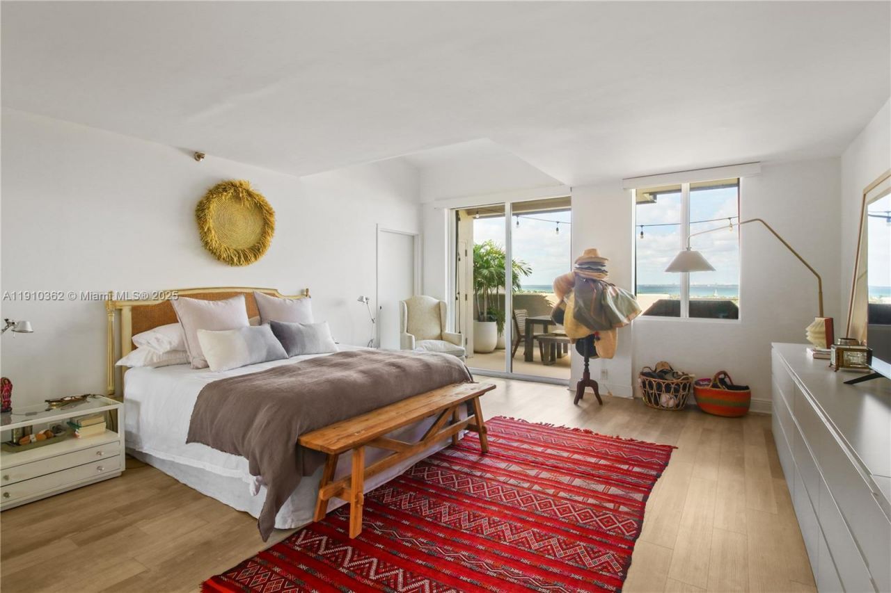 151 Crandon Blvd, Unit 1136, Key Biscayne, FL 33149 Photo