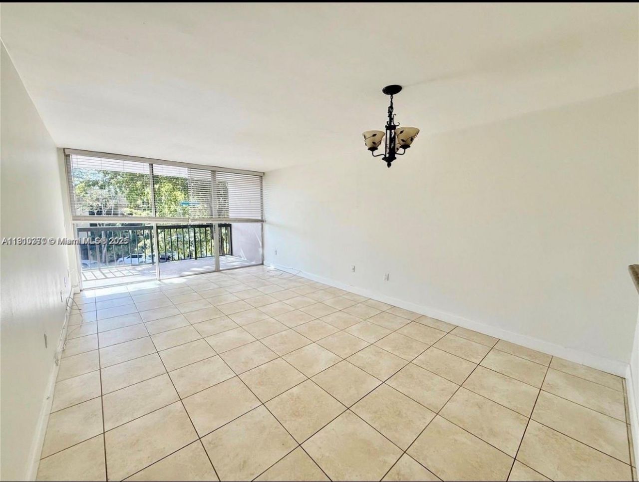 10825 SW 112th Ave, Unit 302, Miami, FL 33176 Photo