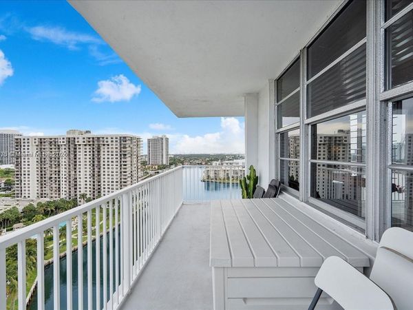 2851 NE 183rd St, Unit 1717E, Aventura, FL 33160