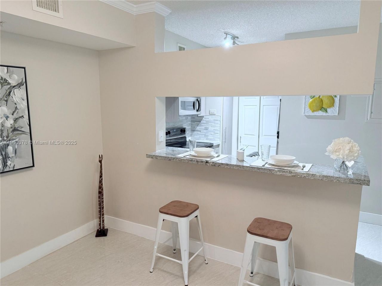 17150 N Bay Rd, Unit 2102, Sunny Isles Beach, FL 33160 Photo