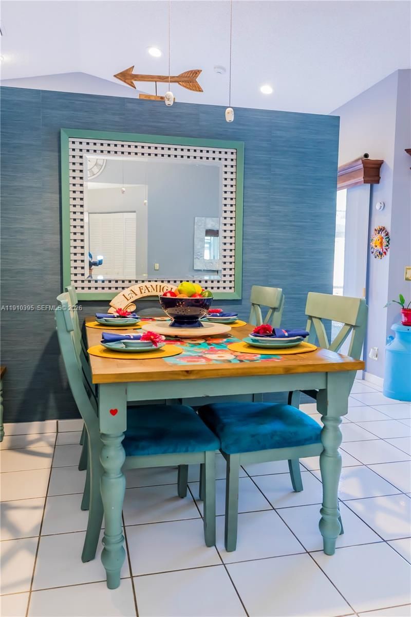 1327 Seagrape Cir, Weston, FL 33326 Photo