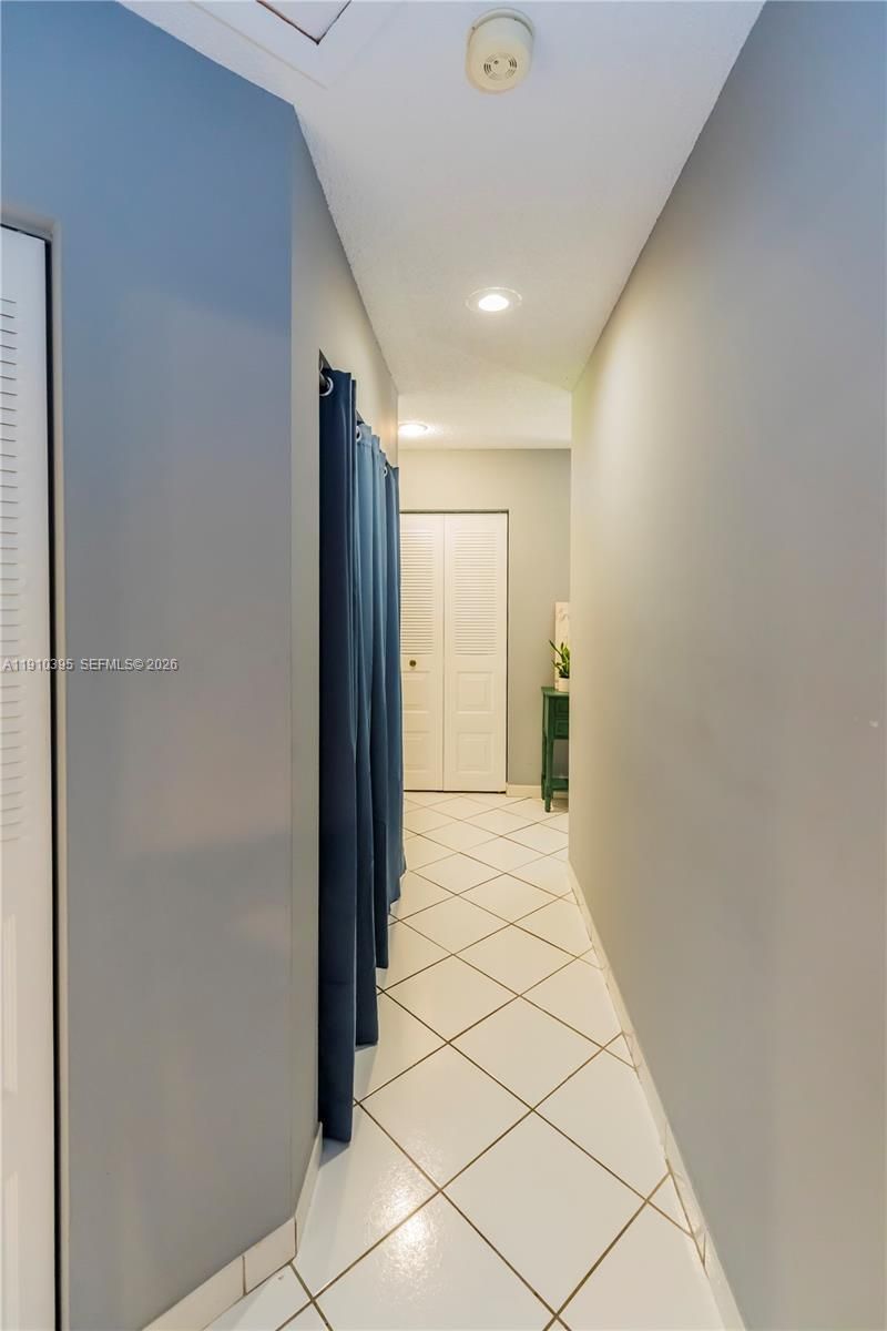 1327 Seagrape Cir, Weston, FL 33326 Photo