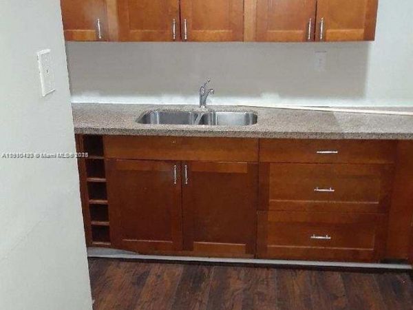10000 NW 80th Ct, Unit 2418, Hialeah Gardens, FL 33016