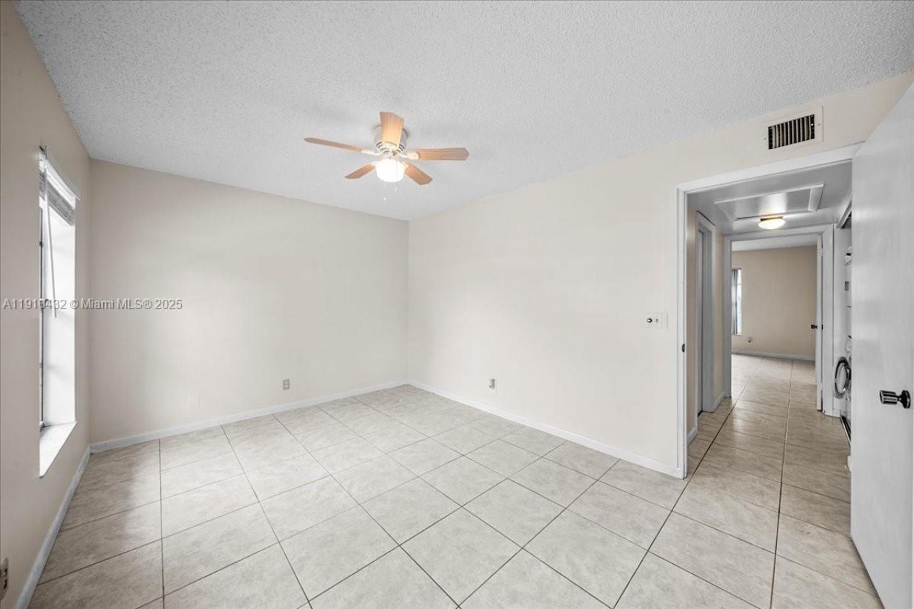 508 Holyoke Ln, Unit A, Lake Worth, FL 33467 Photo