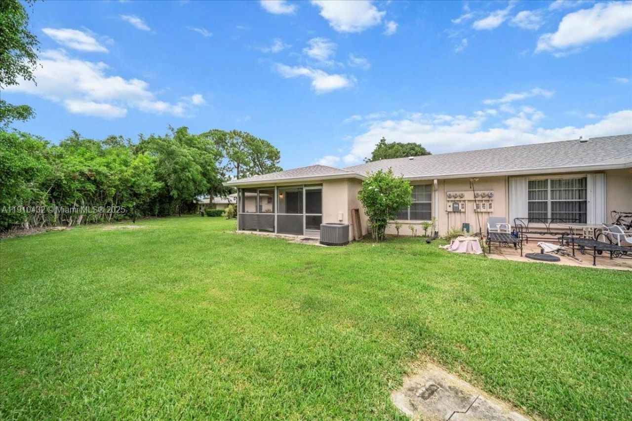 508 Holyoke Ln, Unit A, Lake Worth, FL 33467 Photo