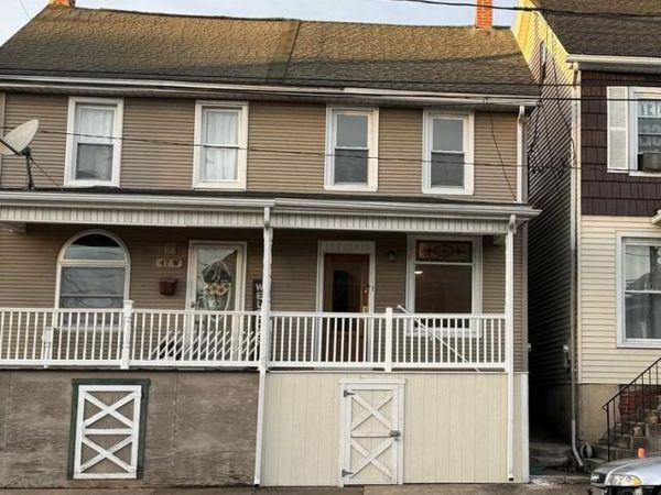 45 W GRAND AVENUE, TOWER CITY, PA 17980