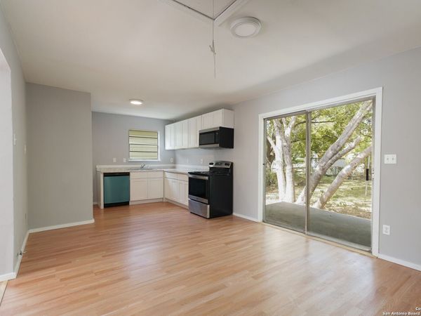 435 W Bedford, San Antonio, TX 78226