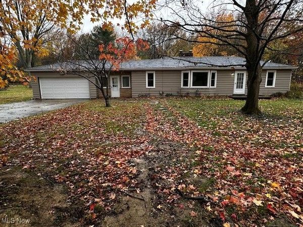 10488 Dewhurst Road, Elyria, OH 44035