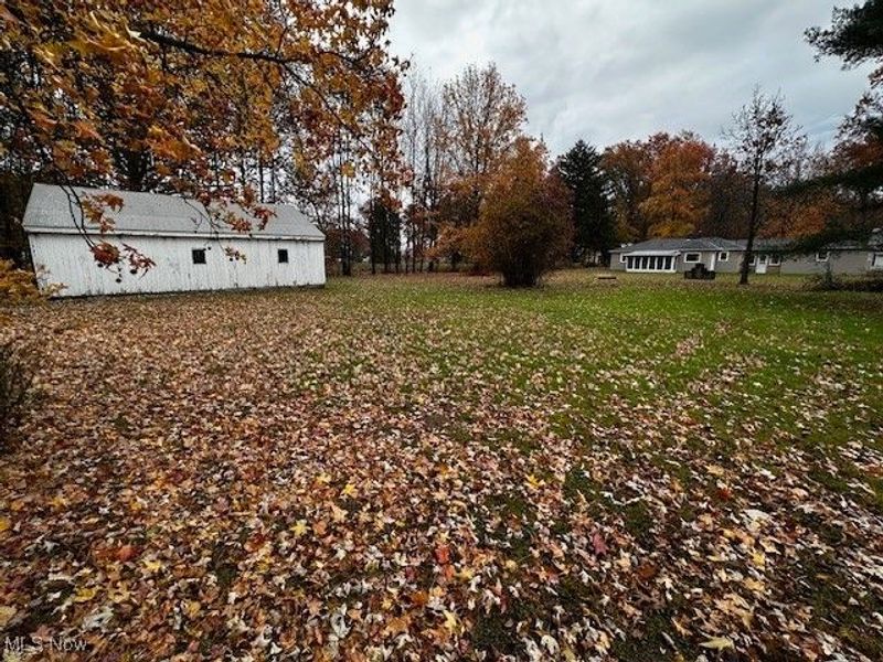 10488 Dewhurst Road, Elyria, OH 44035 Photo 3