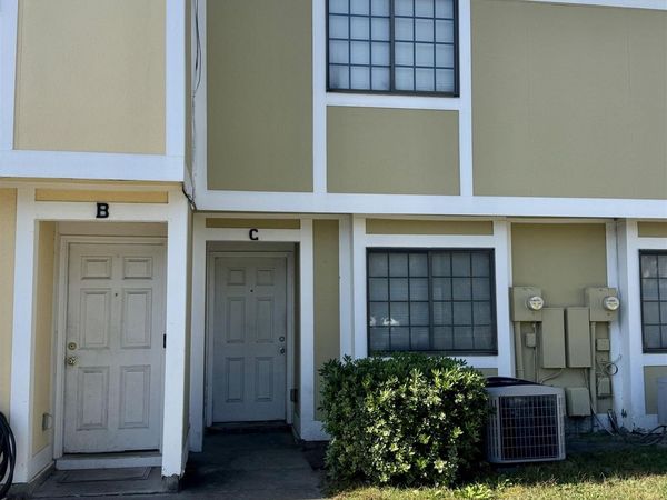 1207 Pinegrove Dr., Unit C, Myrtle Beach, SC 29577