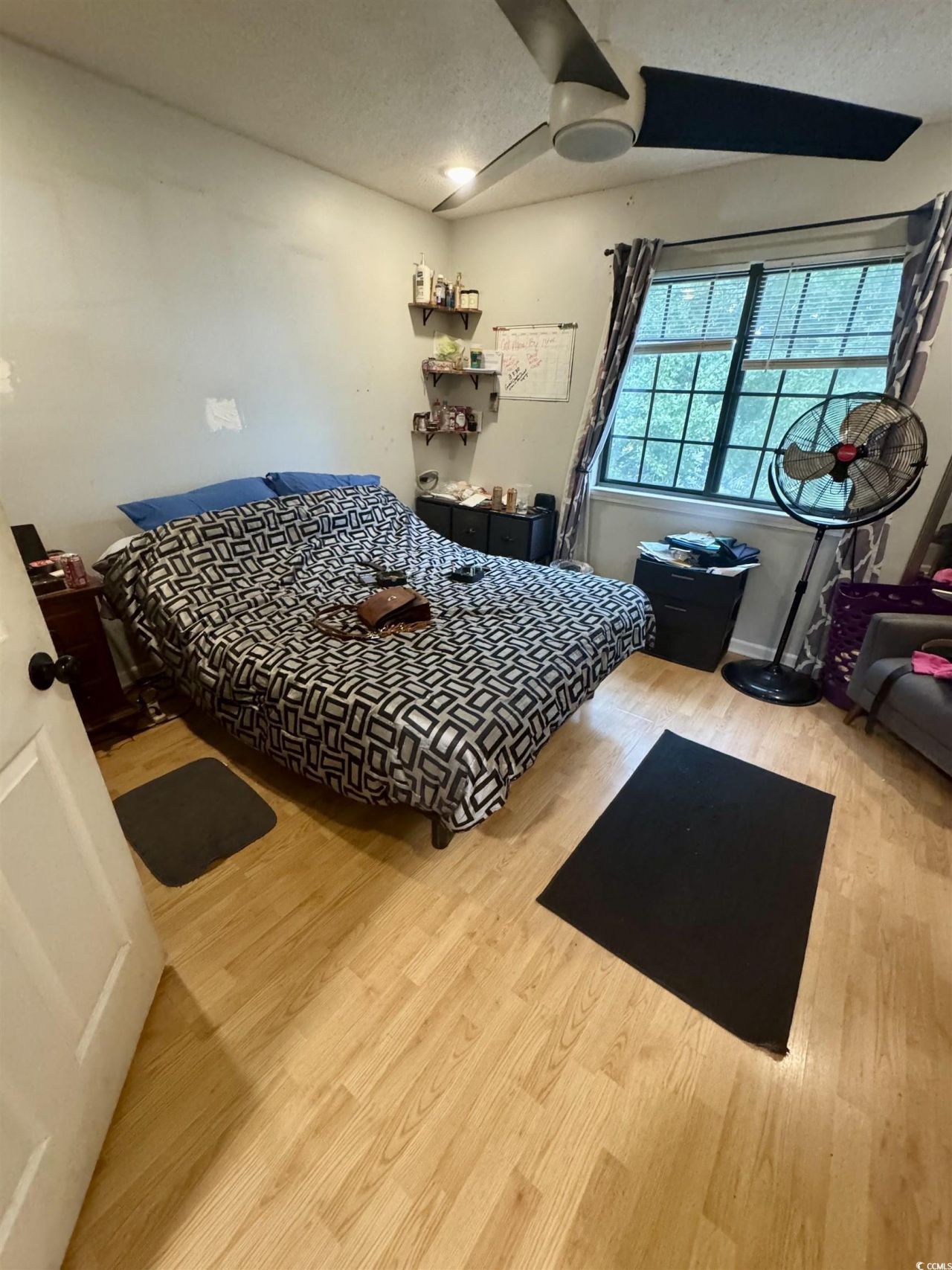 1207 Pinegrove Dr. Photo 11