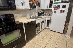 1207 Pinegrove Dr. photo 4