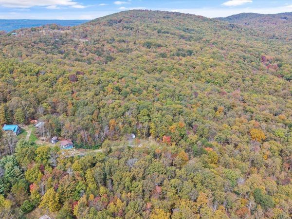 285 Raeanne Drive, Spring City, TN 37381