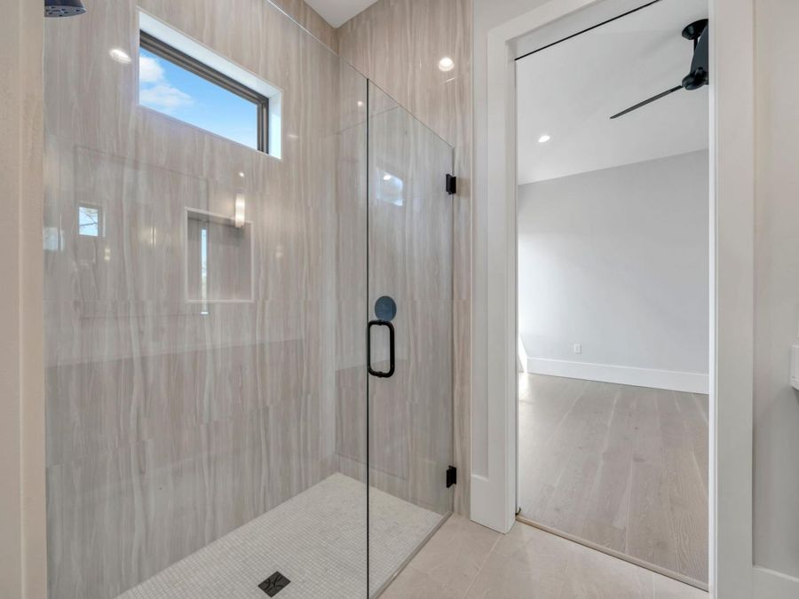 Property Image 125