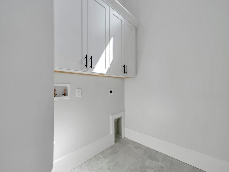 Property Image 144