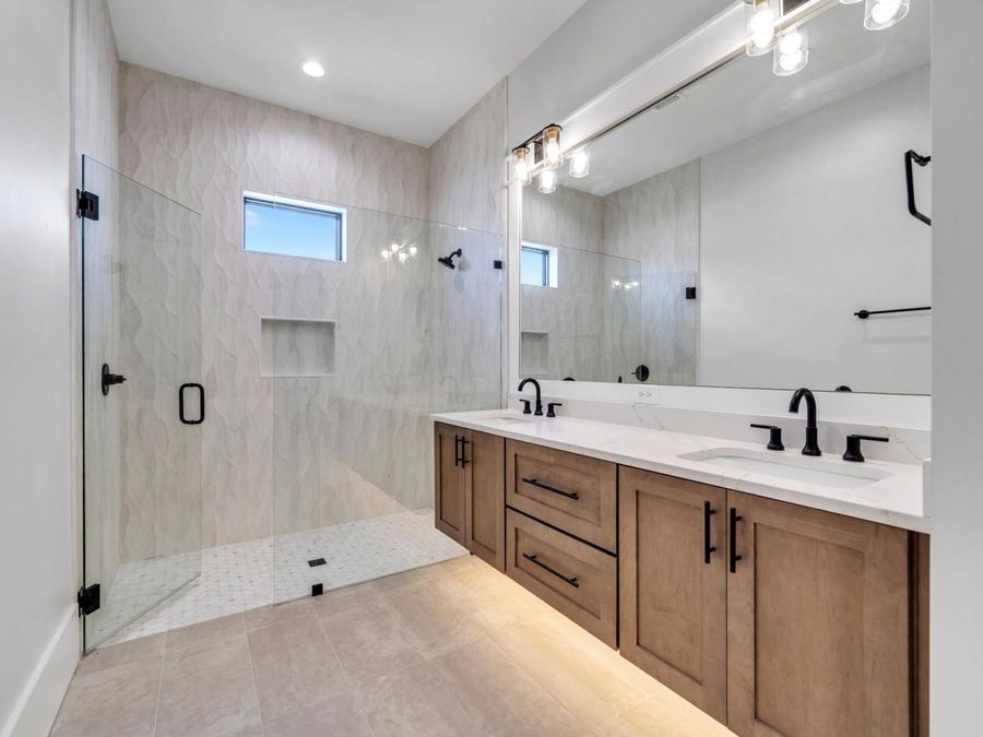 Property Image 155