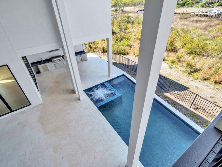 Property Image 168