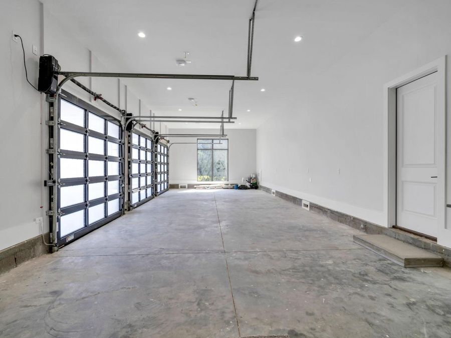Property Image 94