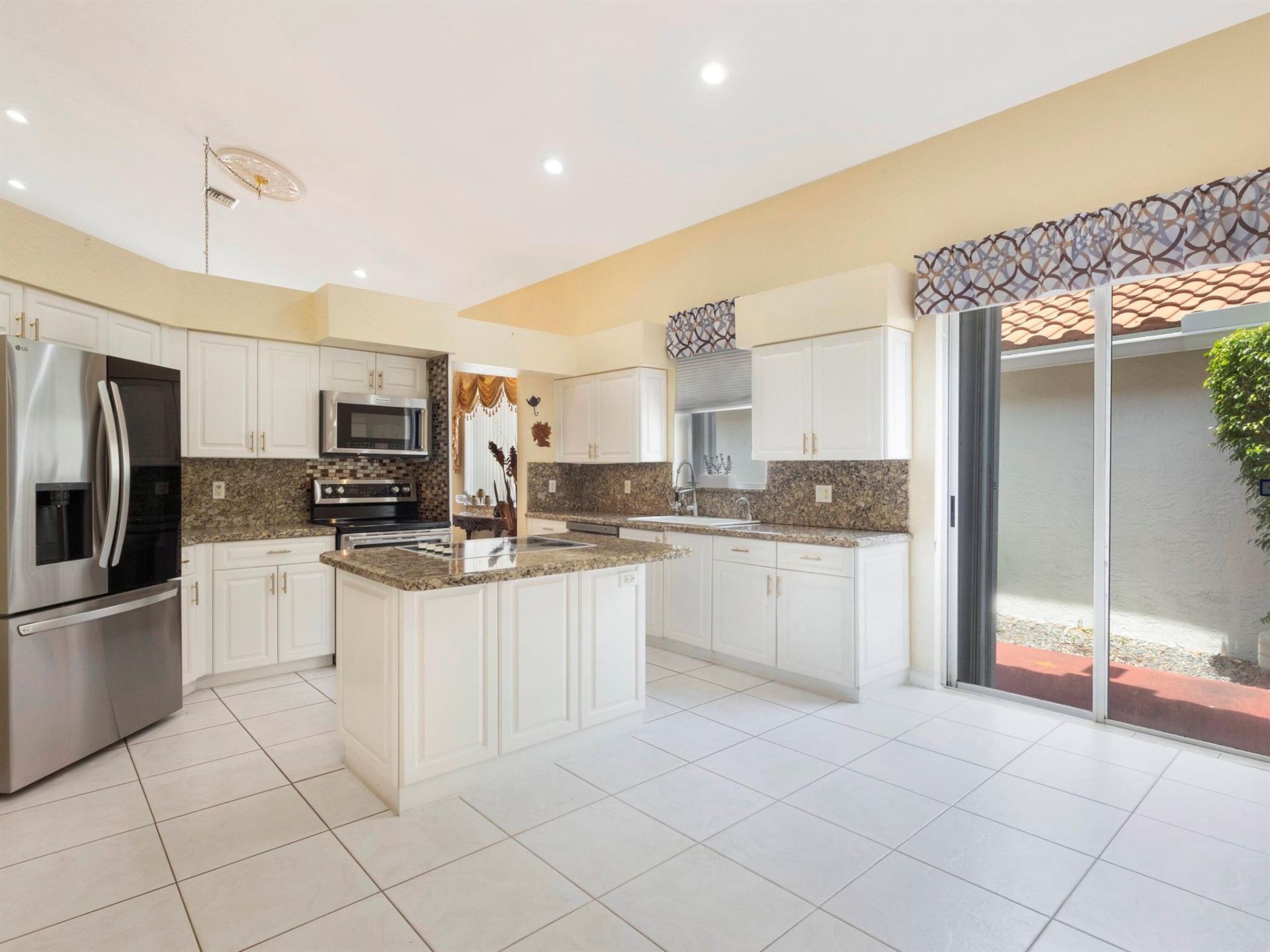 5159 Brookview Drive, Boynton Beach, FL 33437 Photo