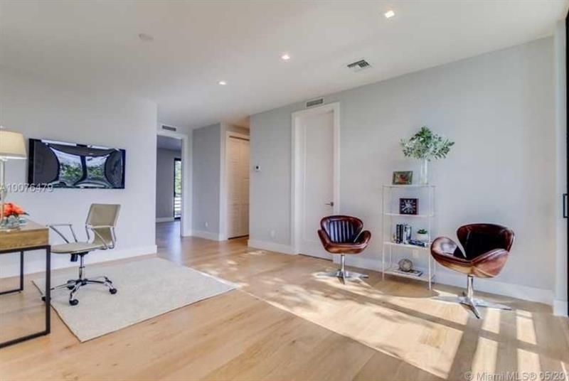 1400 NE 6 Street, Unit 1400, Fort Lauderdale, FL 33304 Photo