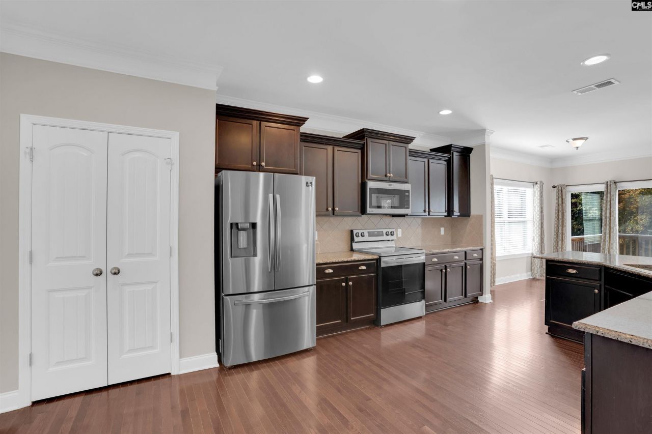 317 Eagle Claw Drive Photo 9