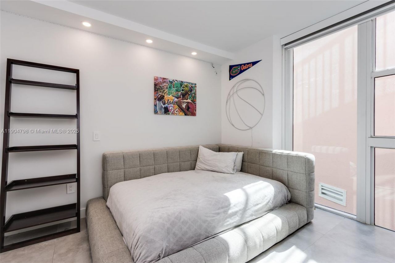 3370 Hidden Bay Dr, Unit 303, Aventura, FL 33180 Photo