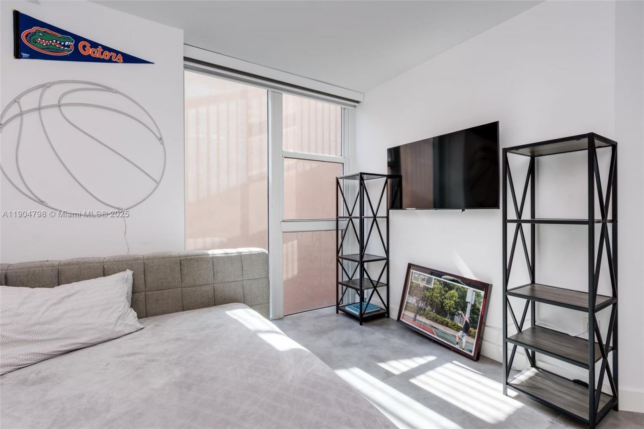 3370 Hidden Bay Dr, Unit 303, Aventura, FL 33180 Photo