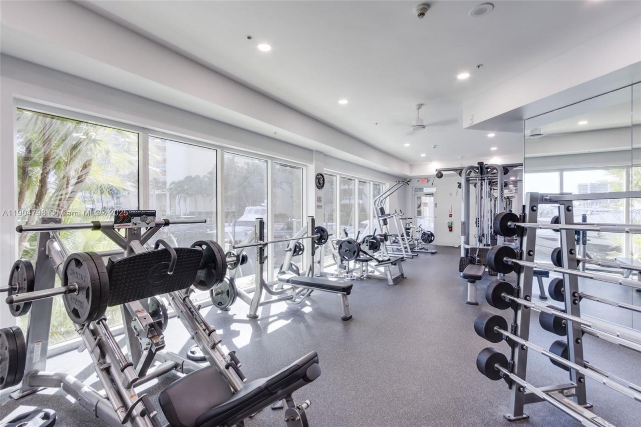 3370 Hidden Bay Dr, Unit 303, Aventura, FL 33180 Photo