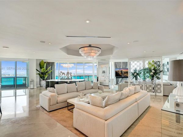 900 Biscayne Blvd, Unit 6107, Miami, FL 33132