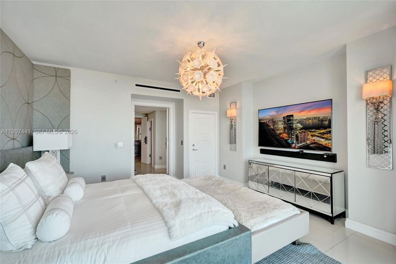 900 Biscayne Blvd, Unit 6107, Miami, FL 33132 Photo