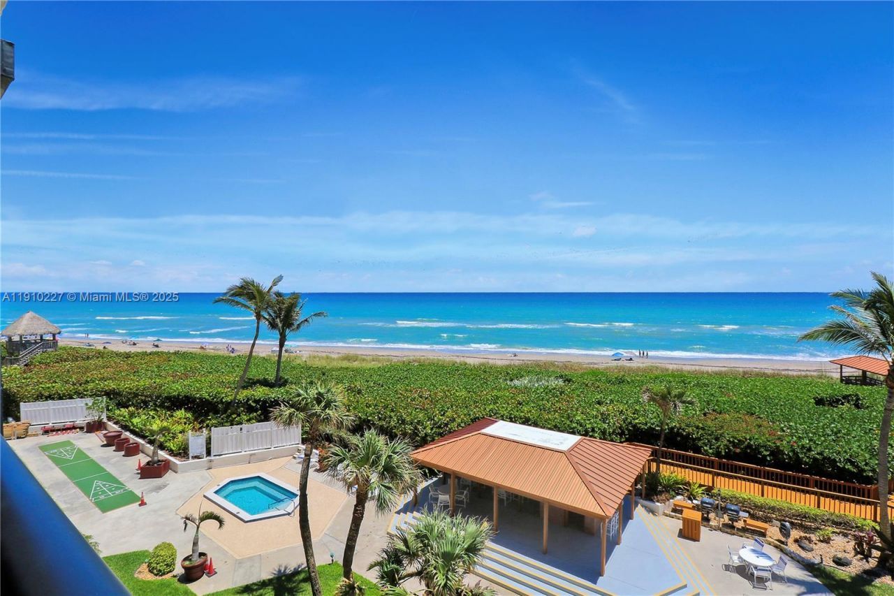 10410 S Ocean Dr, Unit 405, Jensen Beach, FL 34957 Photo