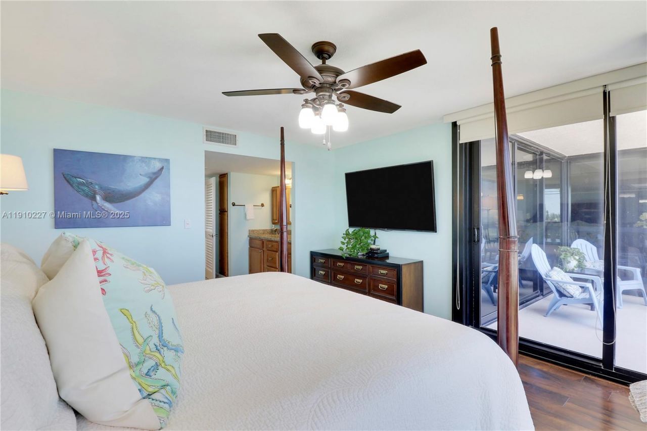 10410 S Ocean Dr, Unit 405, Jensen Beach, FL 34957 Photo