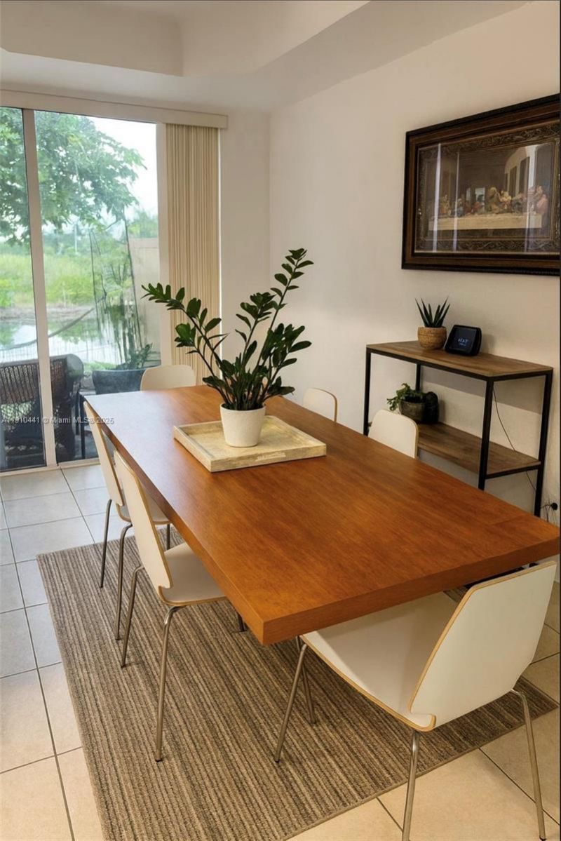 1002 SW 144th Ave, Unit 605, Pembroke Pines, FL 33027 Photo