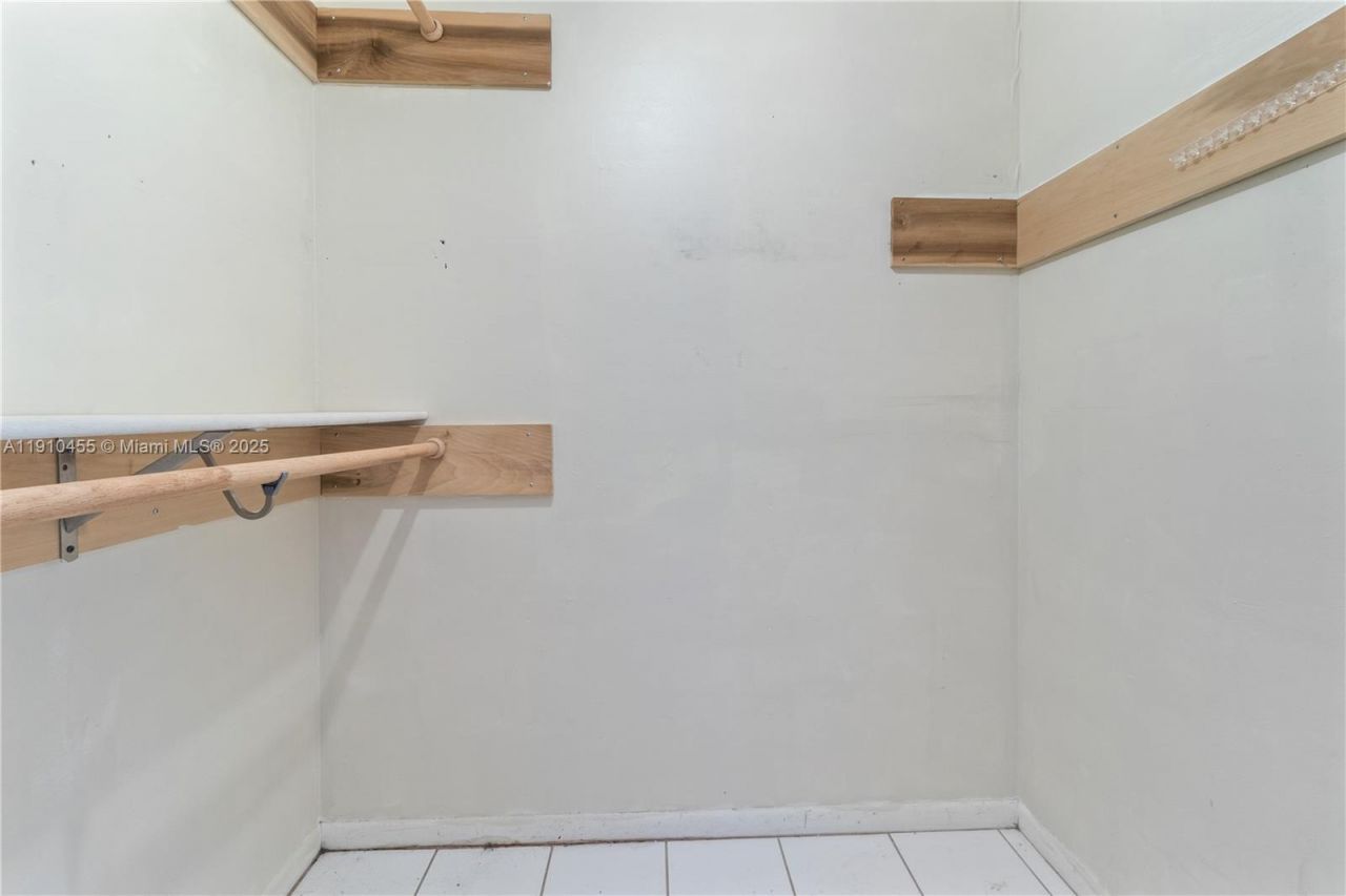 1245 West Ave, Unit 502, Miami Beach, FL 33139 Photo