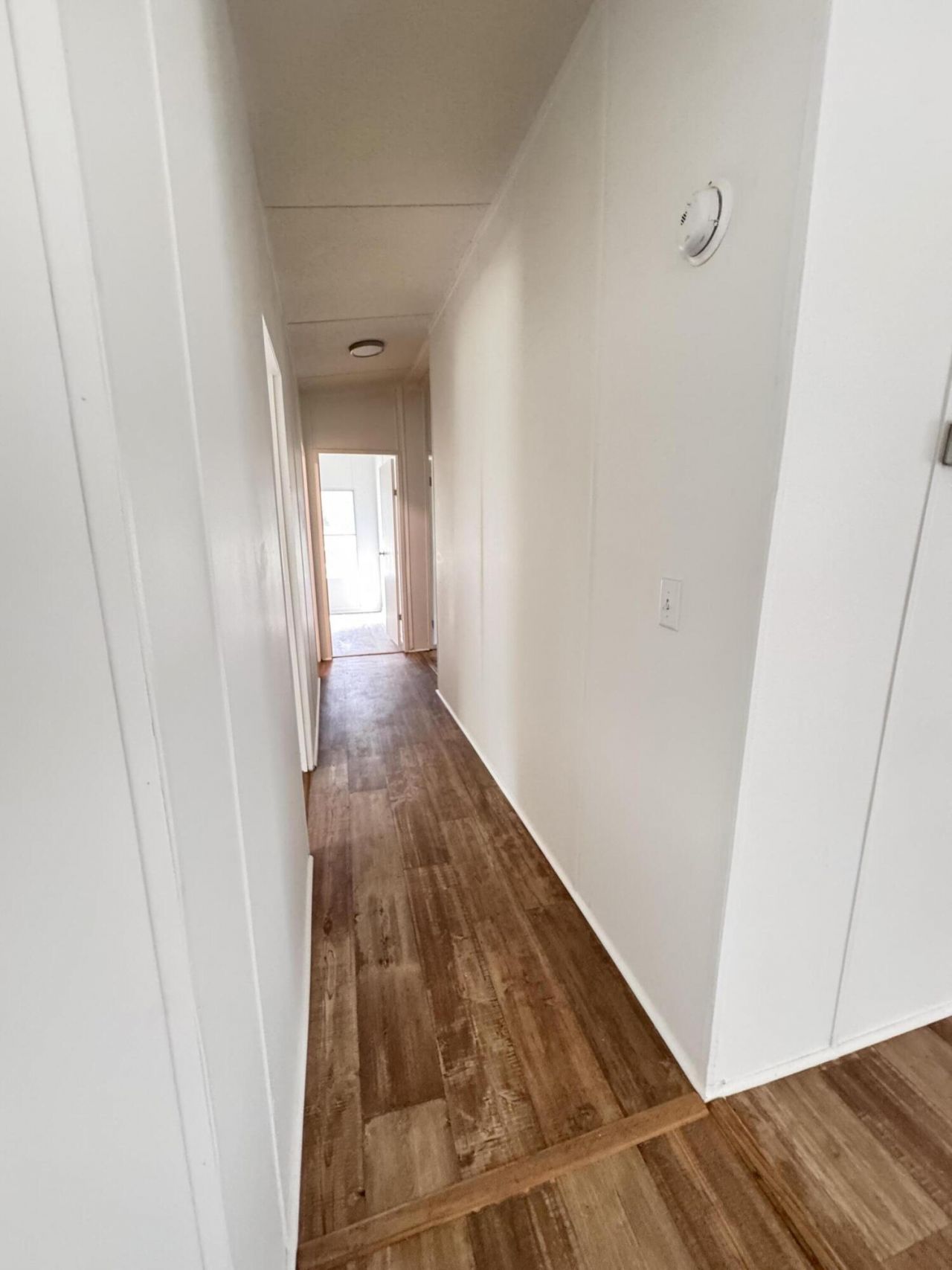 165 Camelot Place Photo 25