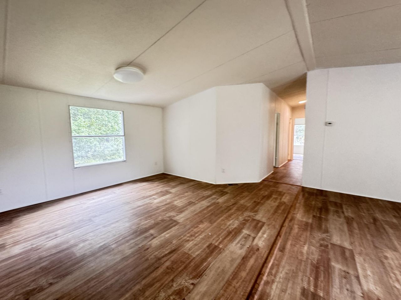 165 Camelot Place Photo 8