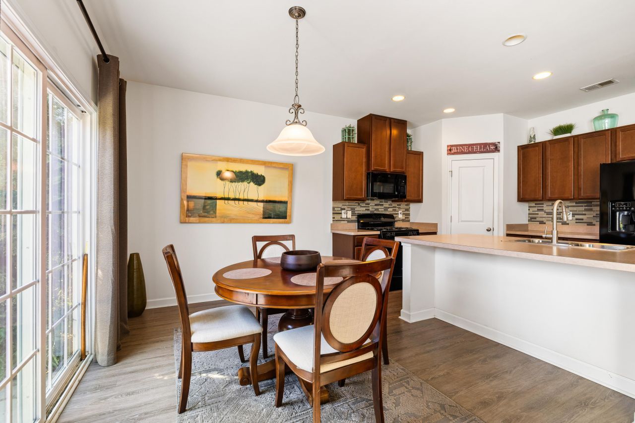 3654 Pimmit Place Photo 12