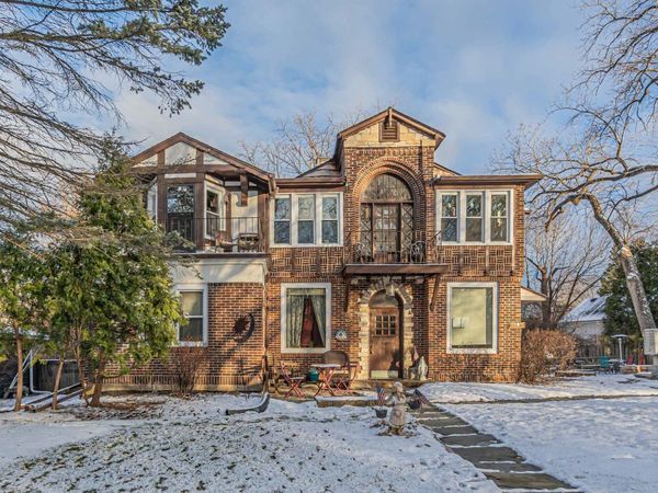 1155 Saint Johns Avenue, Unit H, Highland Park, IL 60035