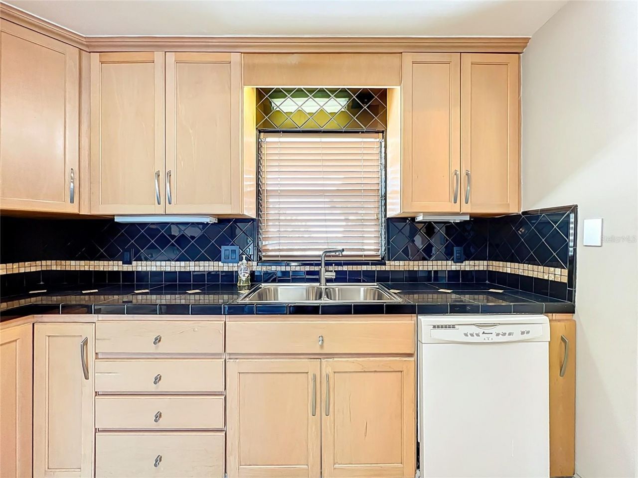 3717 46th Avenue S, Unit 11, Saint Petersburg, FL 33711 Photo