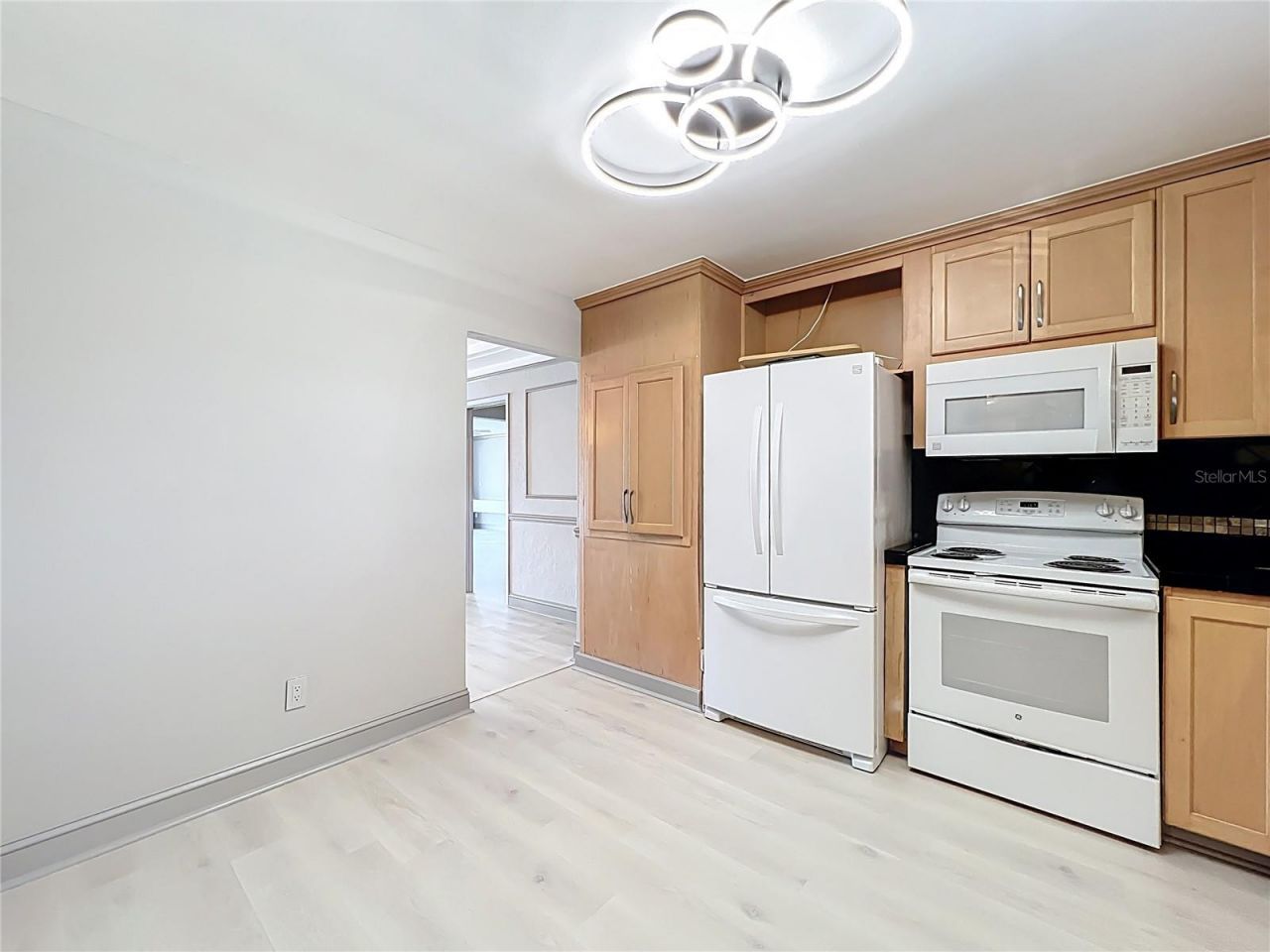 3717 46th Avenue S, Unit 11, Saint Petersburg, FL 33711 Photo