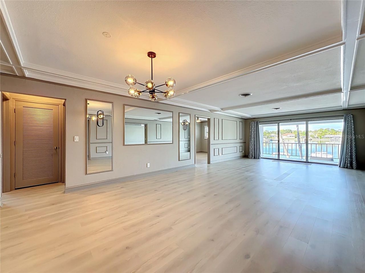 3717 46th Avenue S, Unit 11, Saint Petersburg, FL 33711 Photo