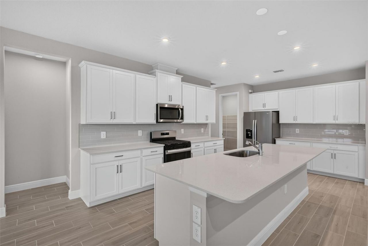 12927 Pierce Street, Parrish, FL 34219 Photo
