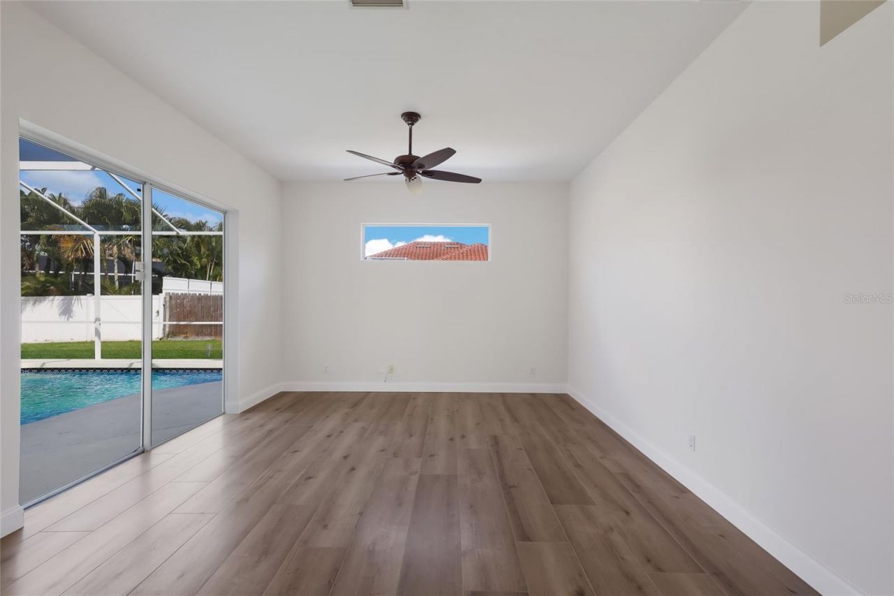 7111 41st Lane E, Sarasota, FL 34243 Photo