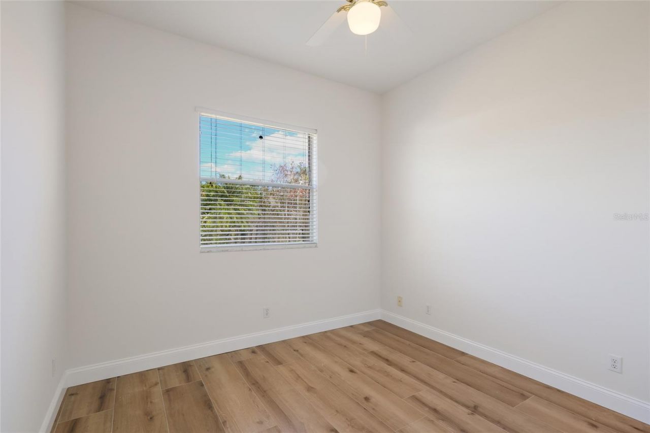 7111 41st Lane E, Sarasota, FL 34243 Photo