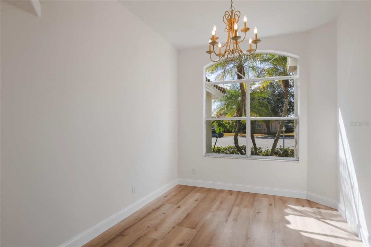 7111 41st Lane E, Sarasota, FL 34243 Photo