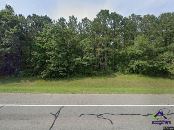 6908 Knoxville Road, Lizella, GA 31052