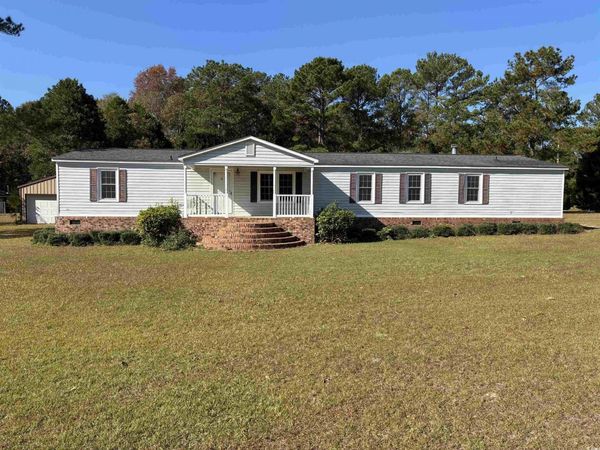 1016 Crawford Dr, Manning, SC 29102