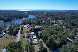 1016 Crawford Dr photo 4